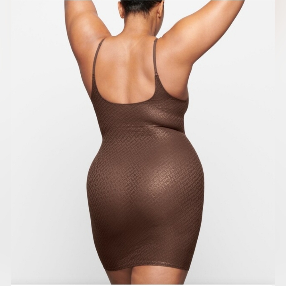 NWT SKIMS Logo Mesh Foil Cami Dress - Picture 5 of 10